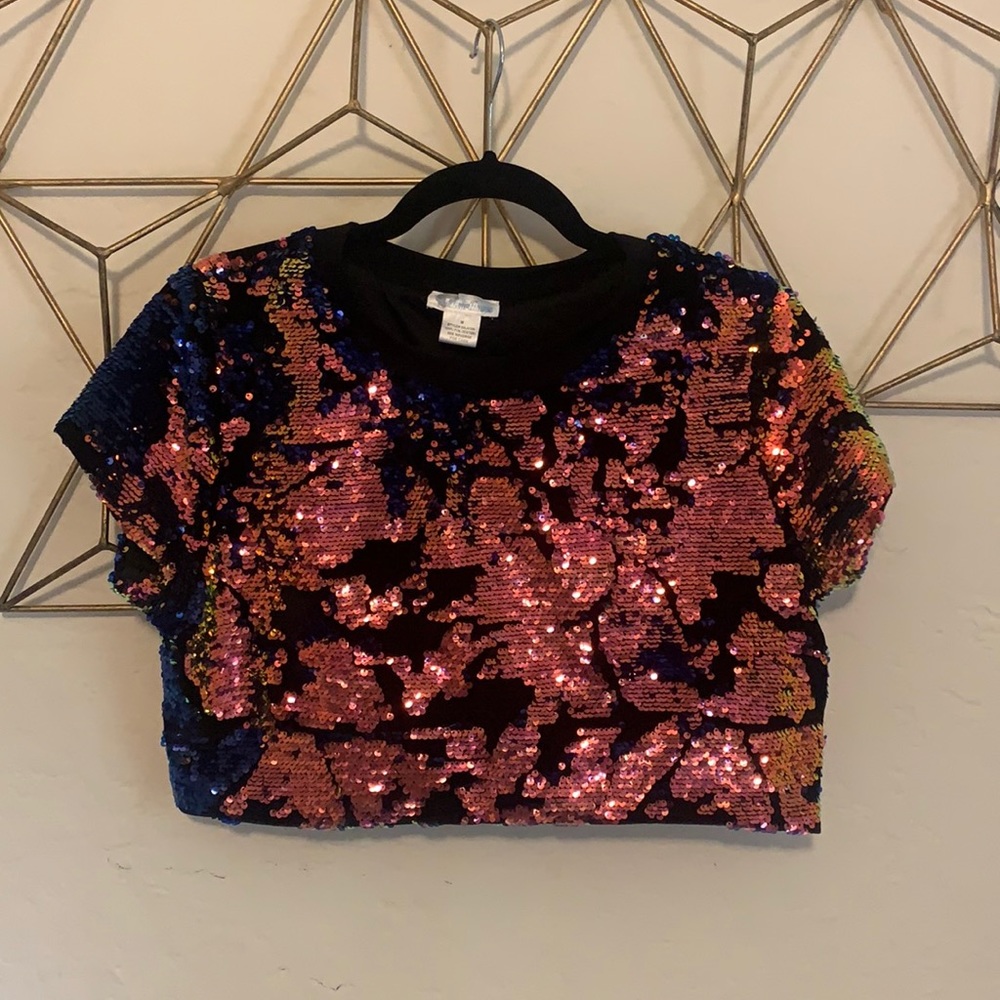 Iridescent sequin crop t-shirt